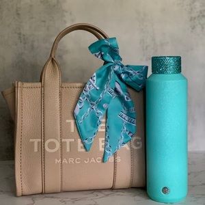 Marc Jacobs The Tote Bag